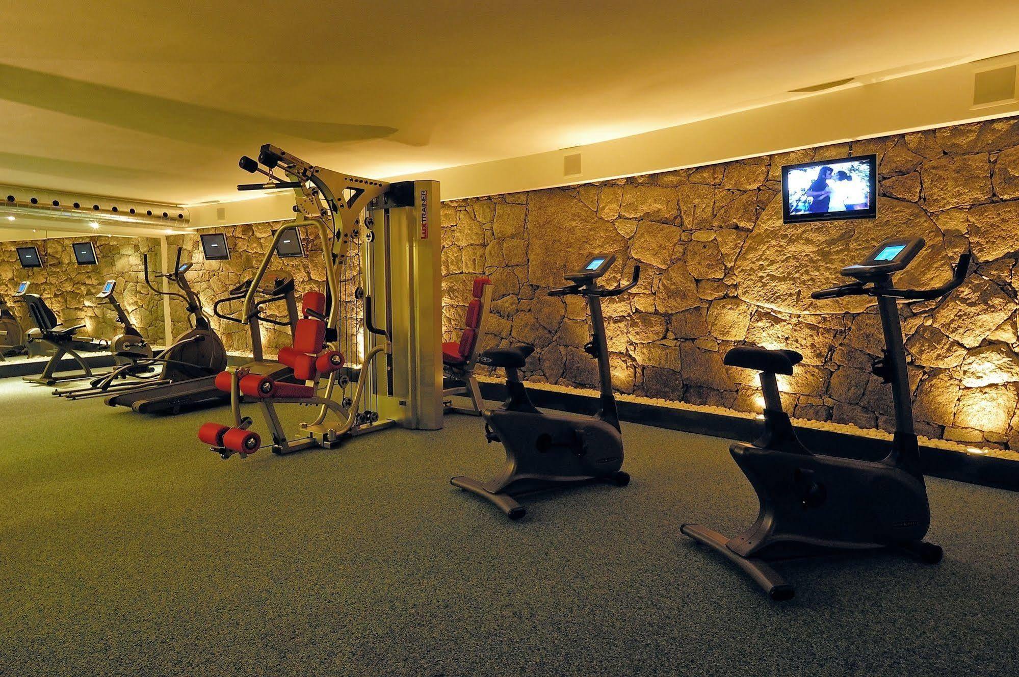 Alia Appartements & Wellness Lagundo Bagian luar foto