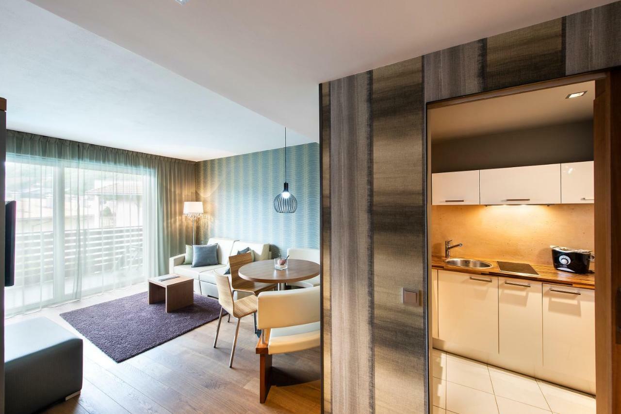 Alia Appartements & Wellness Lagundo Bagian luar foto